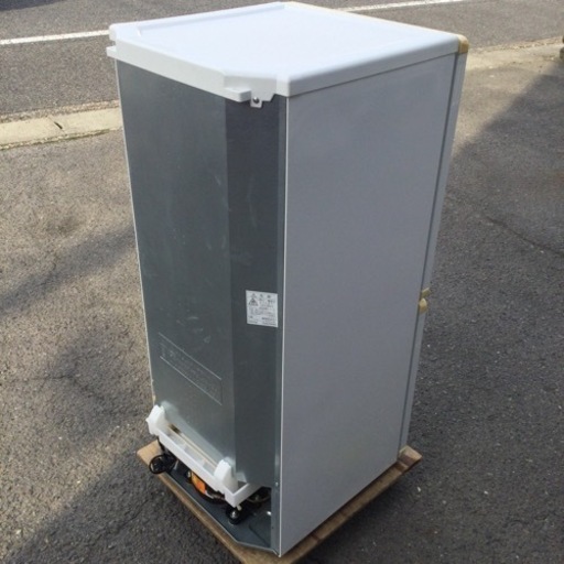 中古　2009年製　110L   2ドア冷蔵庫　幅47.9　　奥行53.2　　高さ108　 （ｃｍ）　1人暮らし　小さい　冷凍冷蔵庫　ホワイト