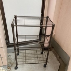 キャスター付き ワゴンの画像