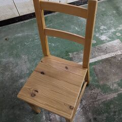 IKEA ダイニングチェアー IVARの画像