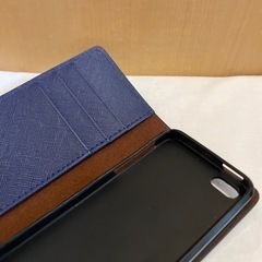 値下げ【新品未使用】iPhone スマホケース SE 5S サフィアーノレザーの画像