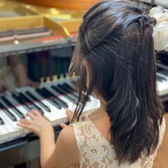 ピアノ教室生徒募集！体験レッスン受付中♪6月30日までに入会の方にレッスンバッグプレゼント！の画像