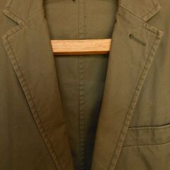 ユニクロ UNIQLO メンズ テーラードジャケット カーキー M 綿１００％の画像