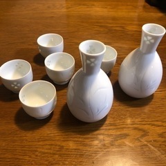 有田焼(蛍彫り)徳利おちょこセット(値段交渉可能です)