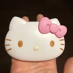 キティちゃんのフタ（ウェットティッシュ用）