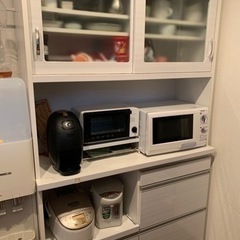 食器棚　引き取り手見つかりました！