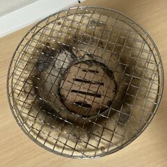 七輪と木炭のセット（美品）の画像