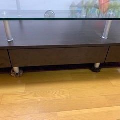 ガラステーブル
