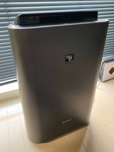 SHARPプラズマクラスター空気清浄機　KC-J50