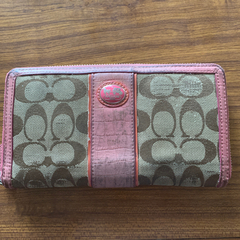 中古　coach 長財布　ピンク　1000円