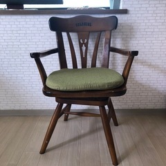 カリモク　コロニアル　ダイニングチェア