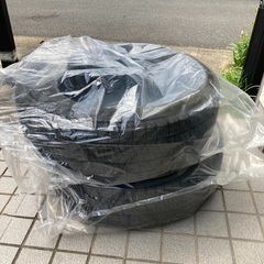 スタッドレスタイヤ 4本　195/65R15 プリウス　シエンタの画像