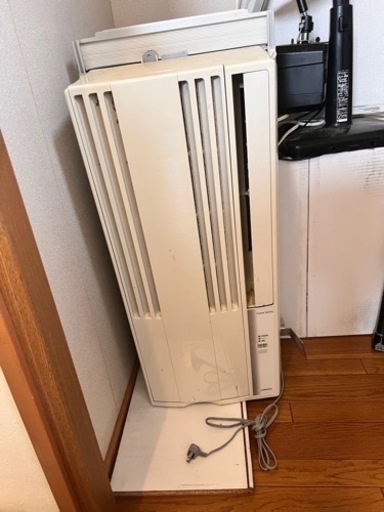 窓型エアコン！