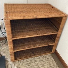 籐のチェスト　籠もつけます