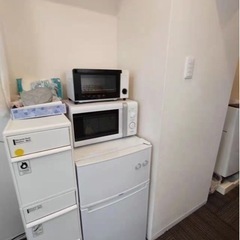 冷蔵庫のみです。2000円