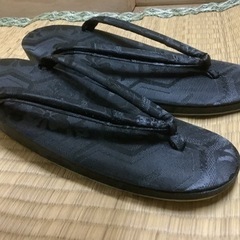 新品未使用　和装　草履　黒　柄あり