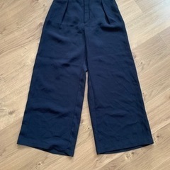 GU  クリーンワイドパンツ  M ネイビーの画像