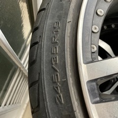 【取引中！決まりました！】シャレン19インチ 4本 パンク恐らく2本の画像