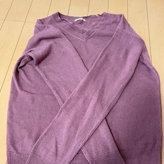 【GU】薄手ニットトップスの画像