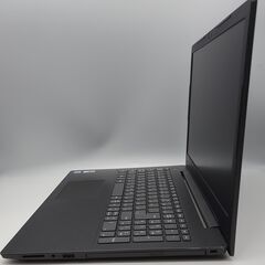 LENOVOノートパソコン i3（中古）8GBのメモリ、SSD128GB, 15.6画面、Intel HD Graphics 620、Windows11, Office2021, Photoshop2021, Illustrator2021,Corel2021,FilmoraX等.の画像
