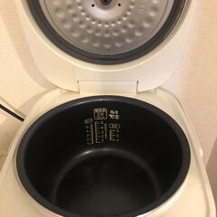 アイリスオーヤマ　マイコン炊飯ジャーの画像