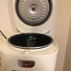 アイリスオーヤマ　マイコン炊飯ジャーの画像