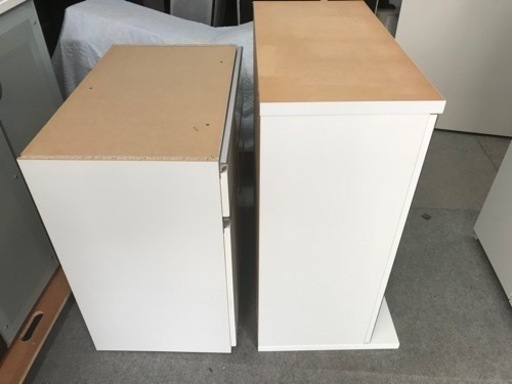 取引中　ニトリ　食器棚　キッチンボード　2分割タイプ　白　程度良好