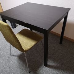 机とイスお譲り致します。