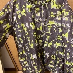 スノーボードウェア ジャケットの画像