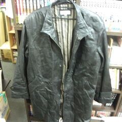 MODA VALENTINO 羊皮ハーフコート　サイズLL