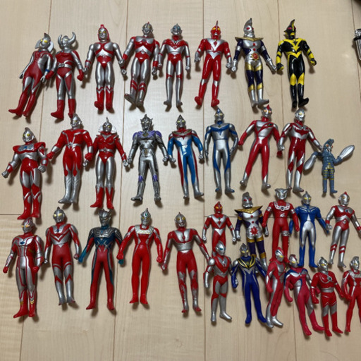 ウルトラマン　仮面ライダー　スーパー戦隊　ソフビ