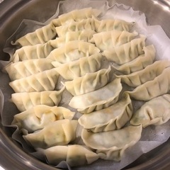 餃子包み隊❣️