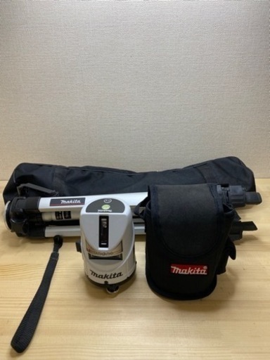 中古 マキタ　SK13P レーザー墨出し器&マキタ　エレベーター　LM1000