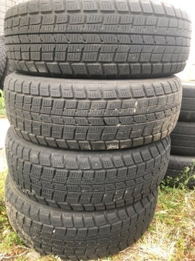 軽自動車　スタッドレス　4本　ダンロップ　155 65 R13山あり