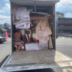 時給1800円〜完全日払い制、永年、毎週日曜日限定、不用品回収のお手伝いをして頂ける方を募集いたします。の画像