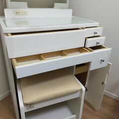 【中古品】ドレッサー　ニトリ　ホワイトの画像