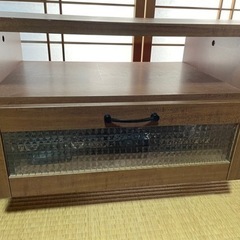 テレビボードの画像