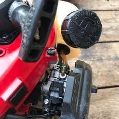 ゼノアエンジンヘッジトリマーHT2200　中古動作品　　検索用/バリカン造園園芸ハスクバーナー部品取りの画像