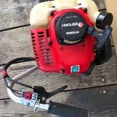 ゼノアエンジンヘッジトリマーHT2200　中古動作品　　検索用/バリカン造園園芸ハスクバーナー部品取りの画像