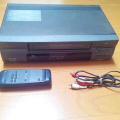 VHSビデオデッキ　