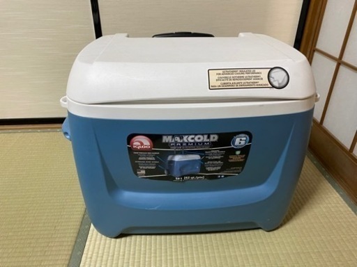 お取引き決定商品　クーラーボックス　58L