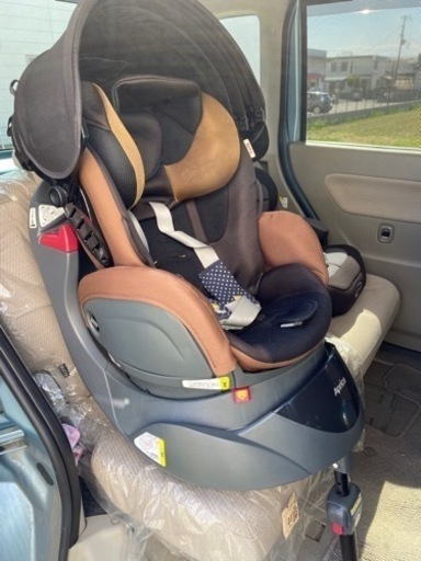 チャイルドシート　新生児〜