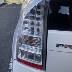 30プリウス　テールランプ