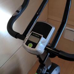 [お引き取り] FITBOX フィットネスバイク 時間/距離/カロリー/心拍数 液晶モニター付きの画像