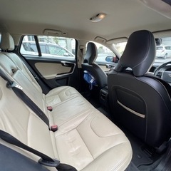 Volvo V60 ボルボ　車検付きの画像