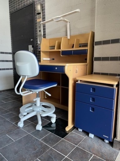 【近日中 取りに来れる方限定】【即決優先】★美品★学習机セット(学習机＆デスクワゴン＆椅子)