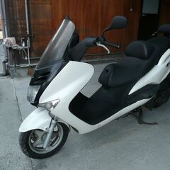 マジェスティー１２５、走行１２４３７ｋｍ 前タイヤ新品