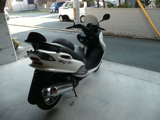 マジェスティー１２５、走行１２４３７ｋｍ 前タイヤ新品