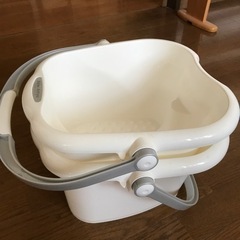 足湯バケツ　2個　無料　4月8日午前中取りに来られる方限定