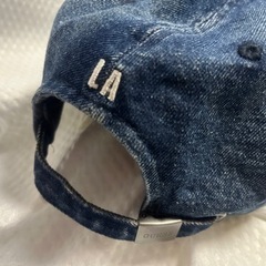 GUESS レディースデニムキャップの画像