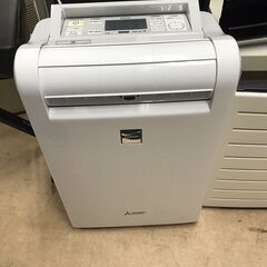 人気商品！！！　２０１８年製！！！　三菱　サラリ　衣類除湿乾燥機...